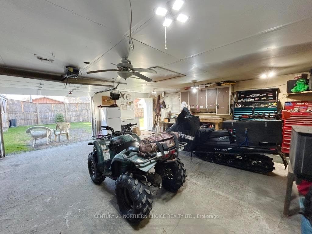 1115 Second Street East photo 25