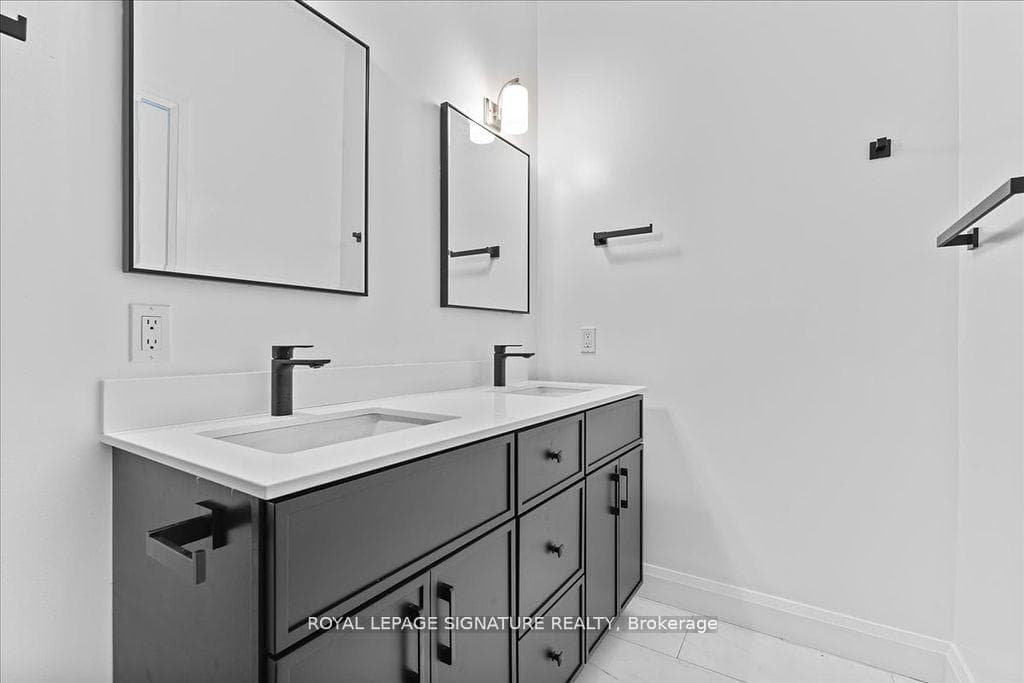 2471 Blessington Road photo 18