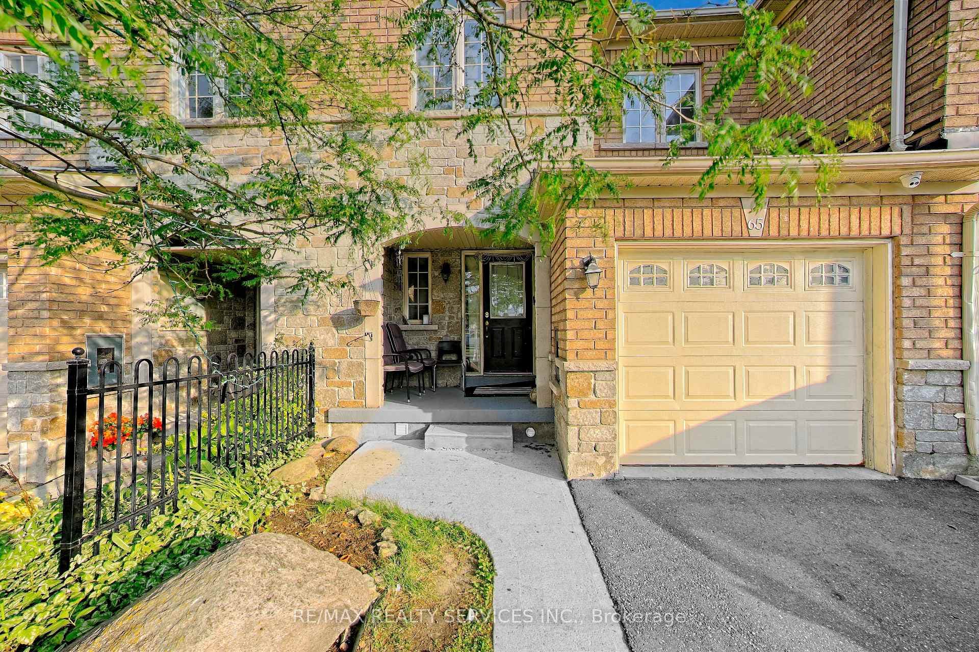 65 Eagle Trace Drive photo 3