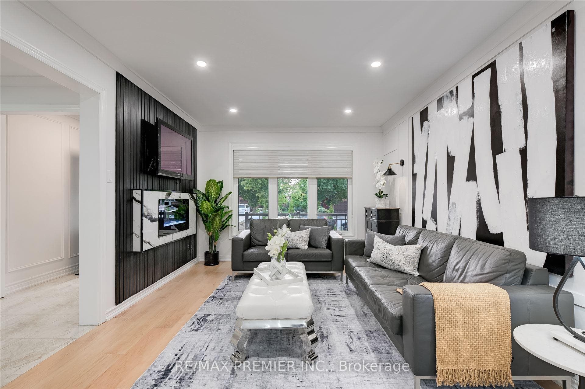 53 Belair Way photo 7