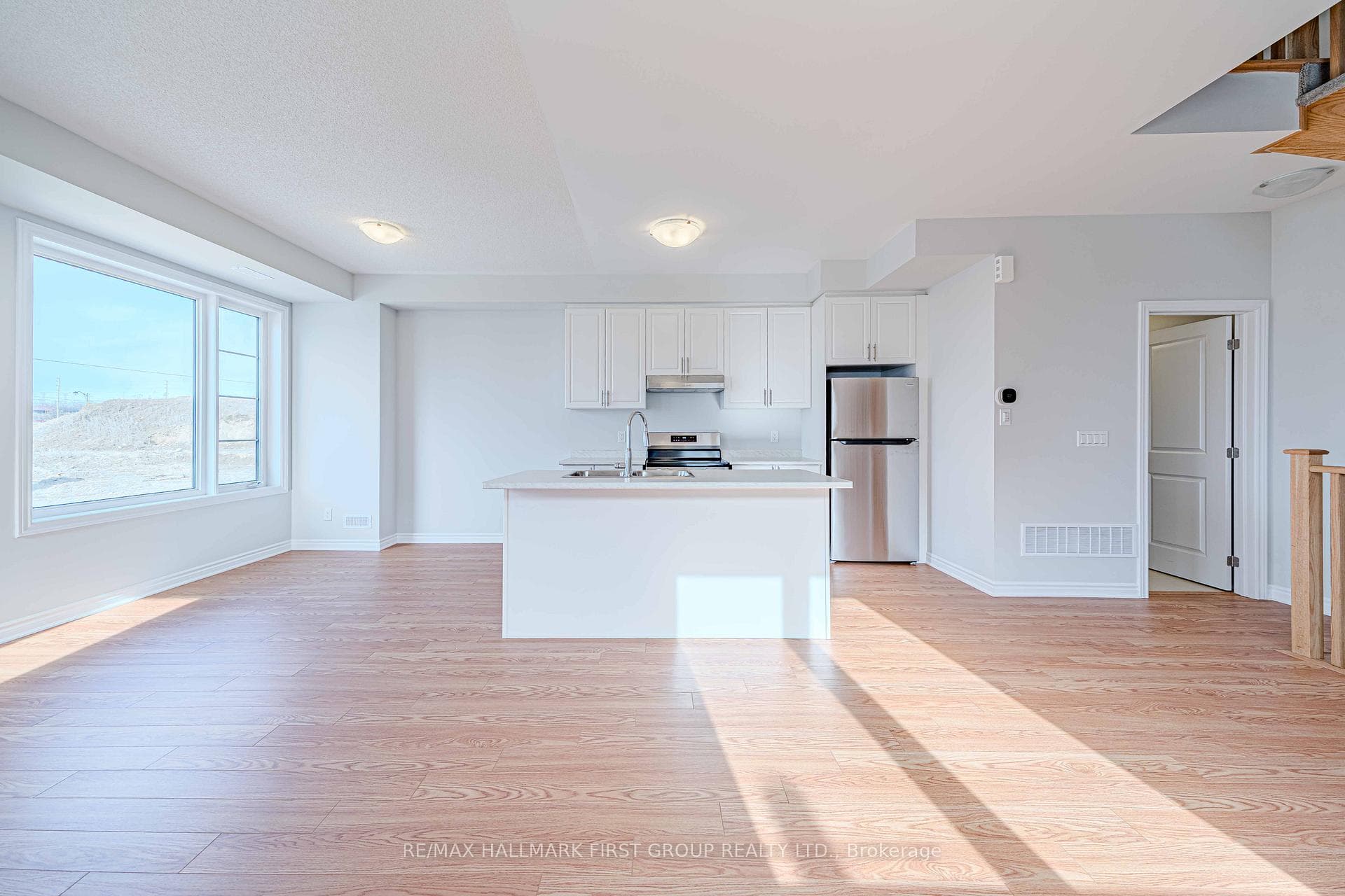 1220 Greentree Path photo 9