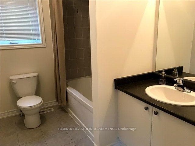 48 Rumsey Road photo 12