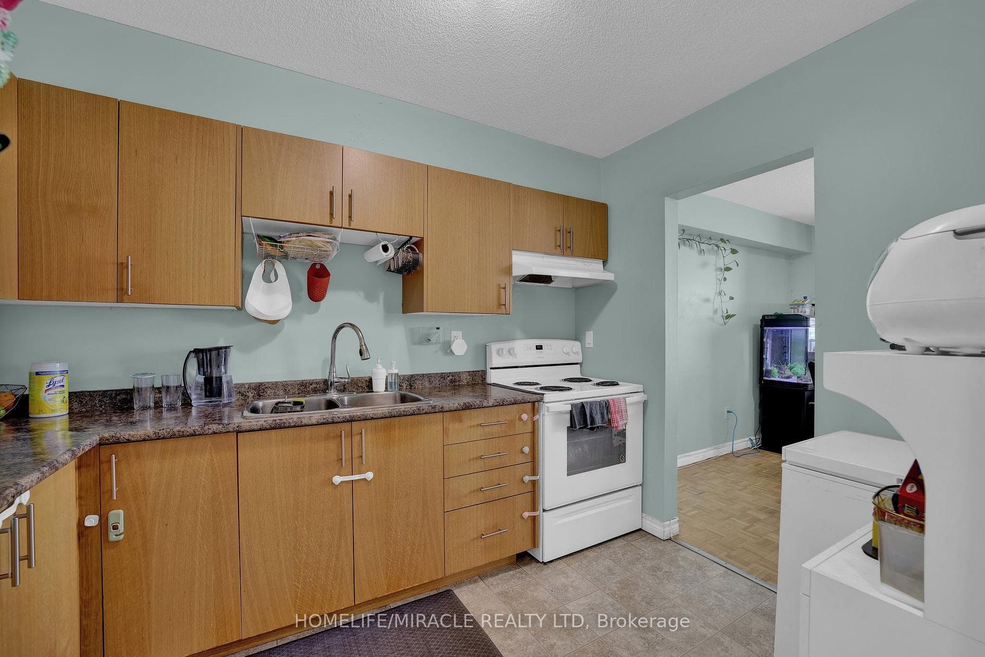 551 The West Mall Avenue Unit 1102 photo 10