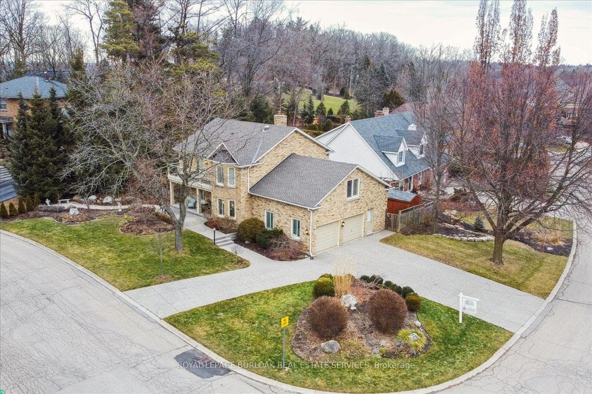 89 Stonegate Drive photo 36