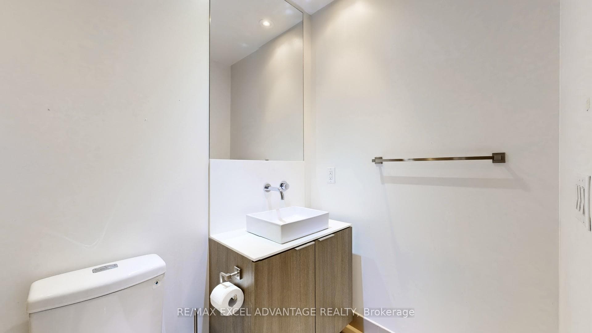 159 Dundas Street Unit 2608 photo 7