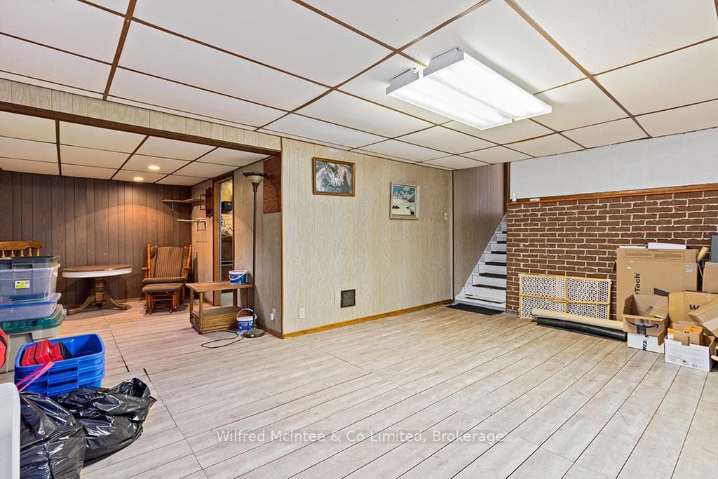 431 Alice Street photo 32