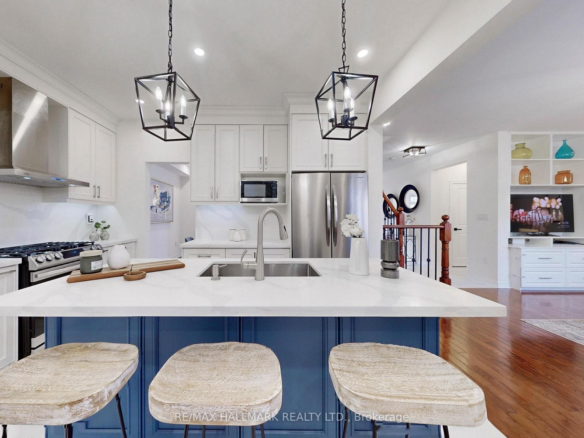 81 Albert Lewis Street photo 14