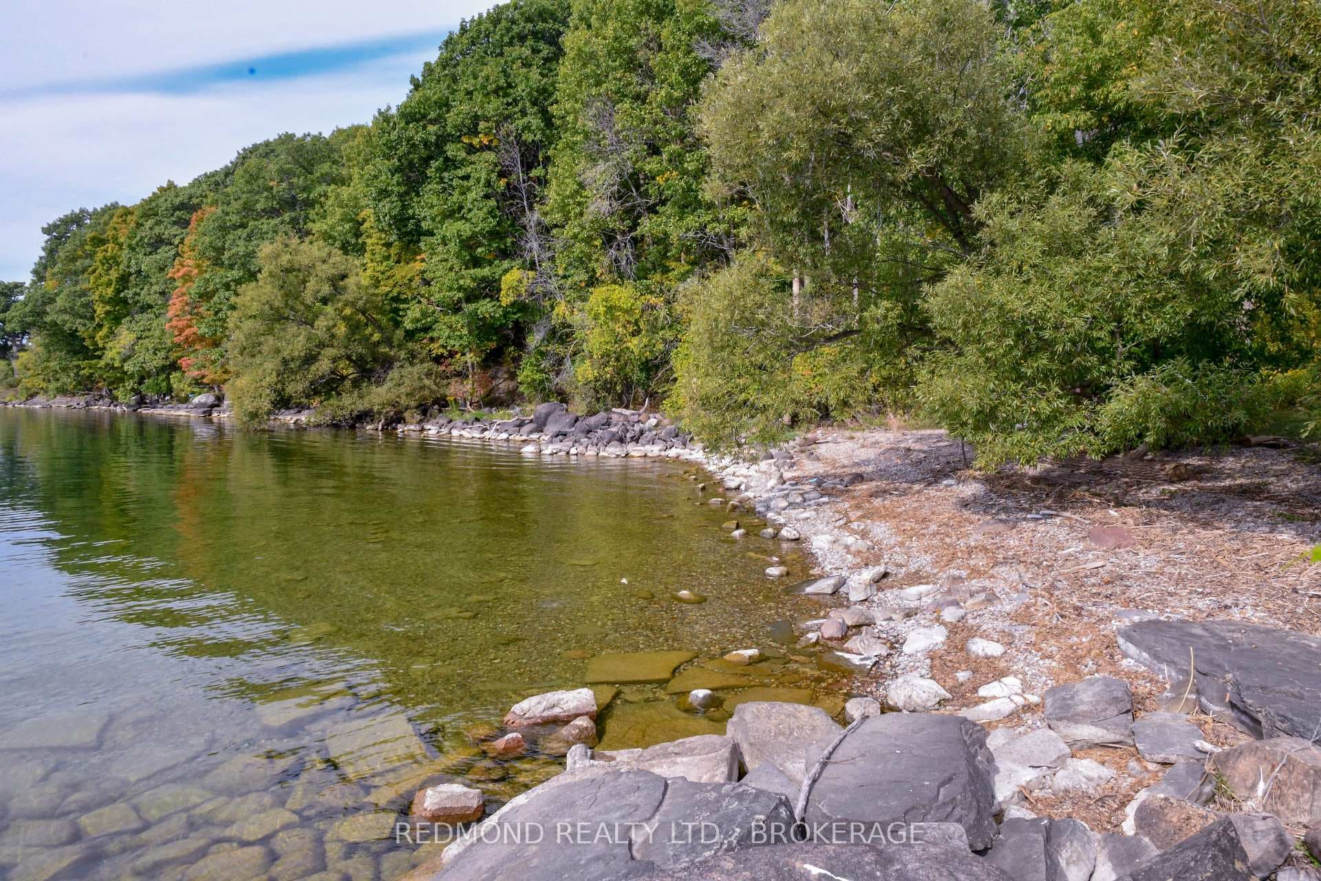 1686 Howe Island Drive photo 19