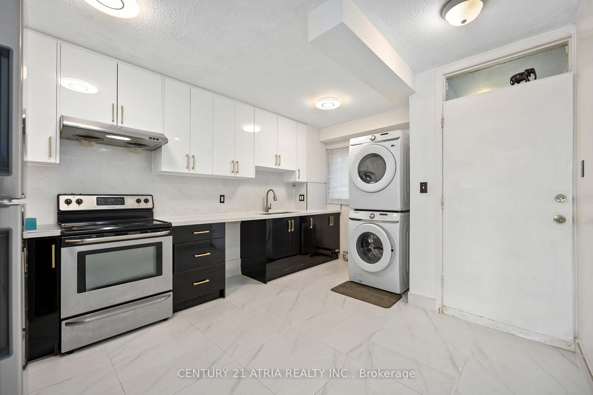 40 Sunny Glenway Unit 207 photo 5