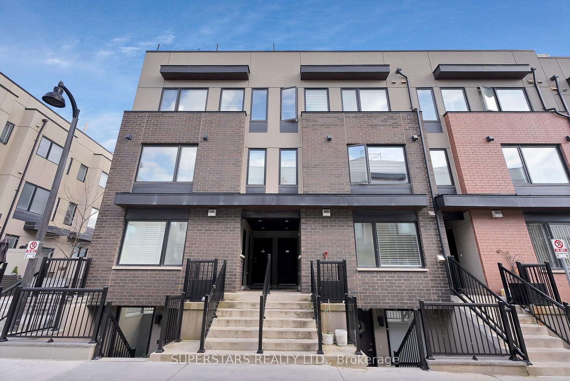 142 William Duncan Road Unit 8 photo 19