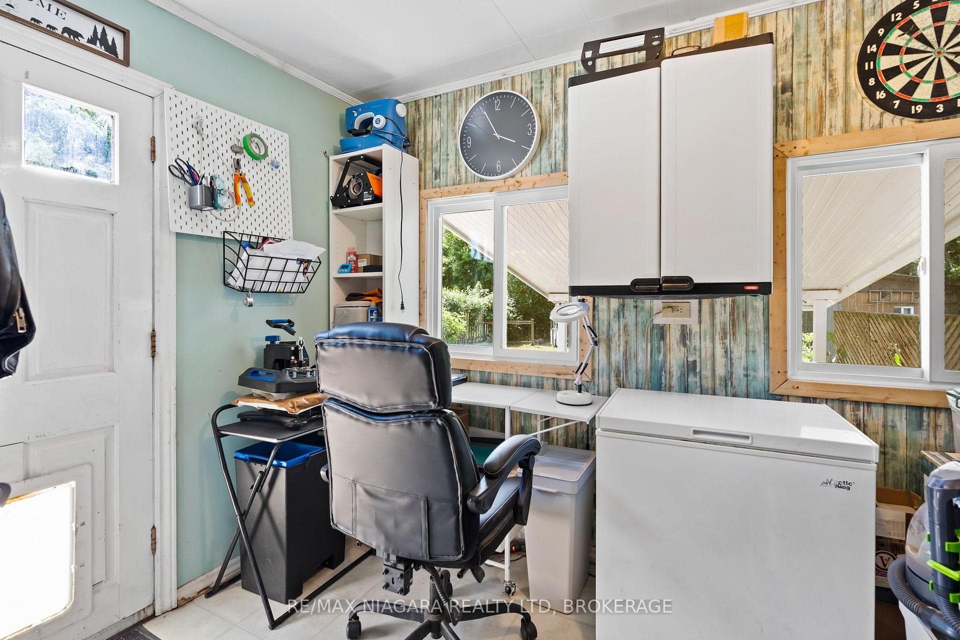 63 Hodgkins Avenue photo 13