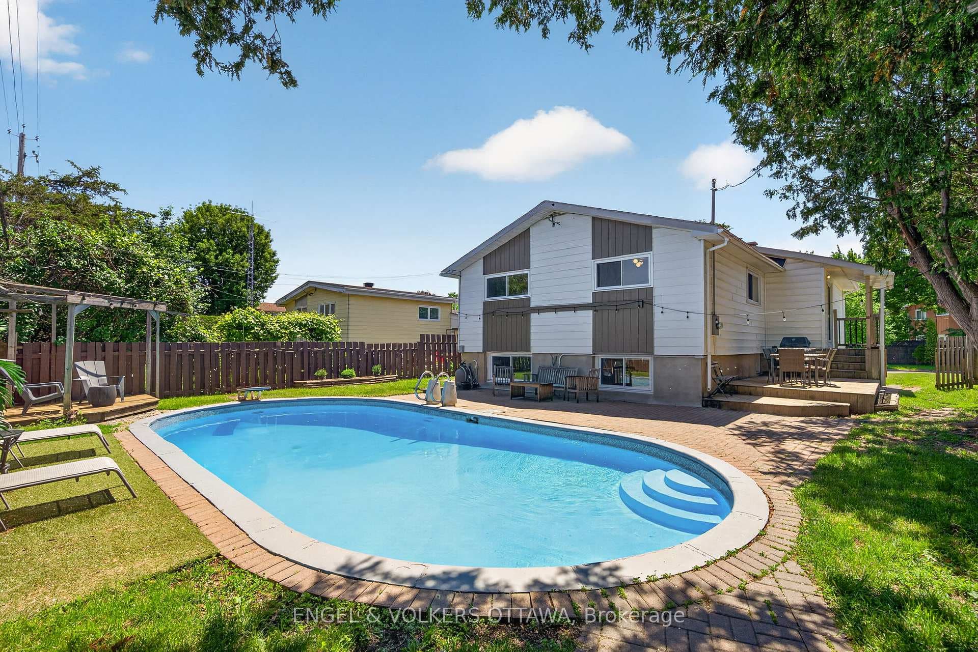 2265 Samuel Drive photo 28
