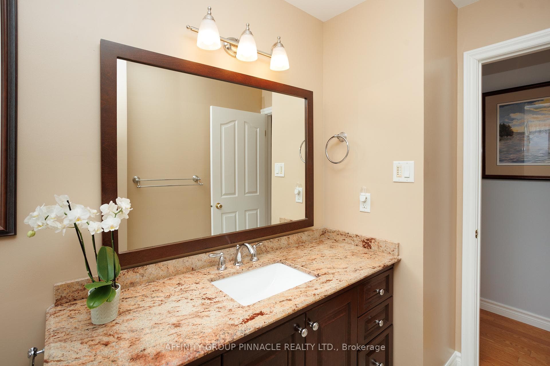 69 Beechwood Avenue photo 18
