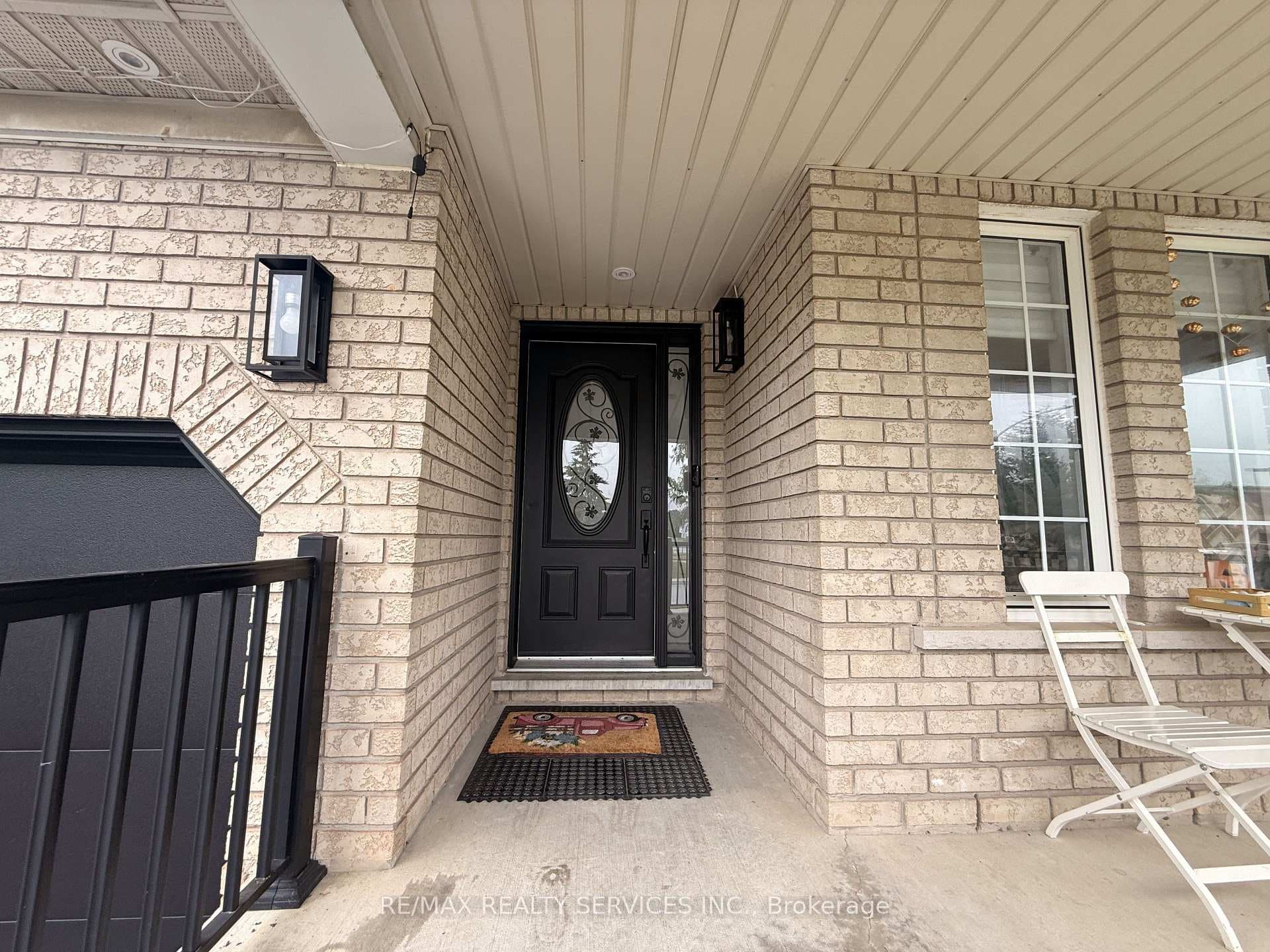 36 Burnt Elm Drive photo 3