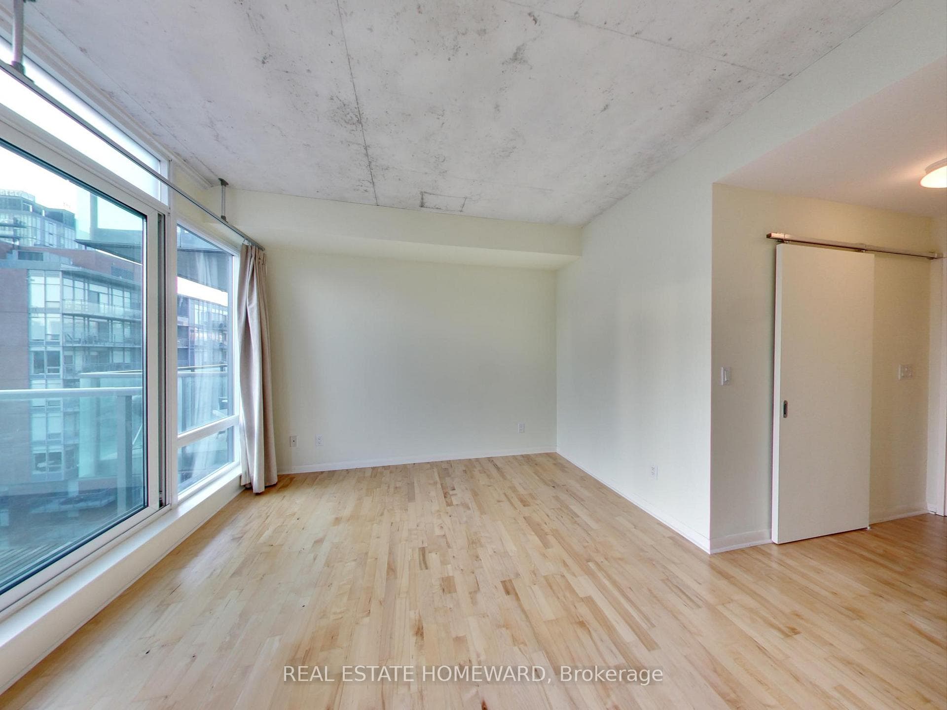 333 Adelaide Street Unit 1019 photo 30