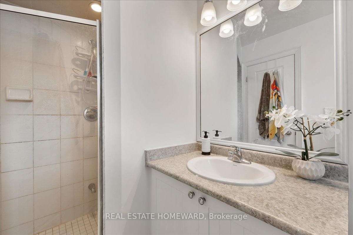 14 Fairhead Mews photo 23