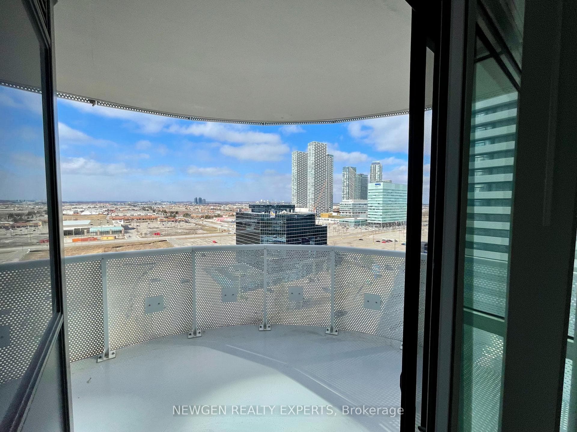 225 Commerce Street Unit 1512 photo 13