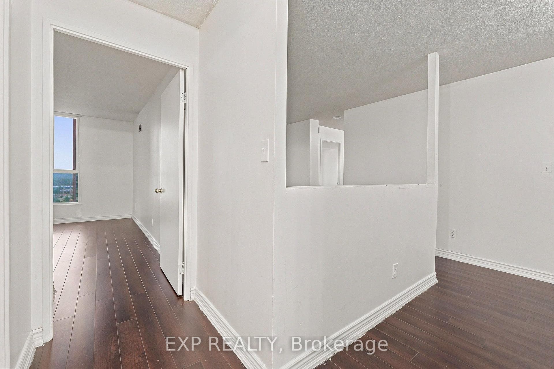 155 Hillcrest Avenue Unit 1114 photo 27
