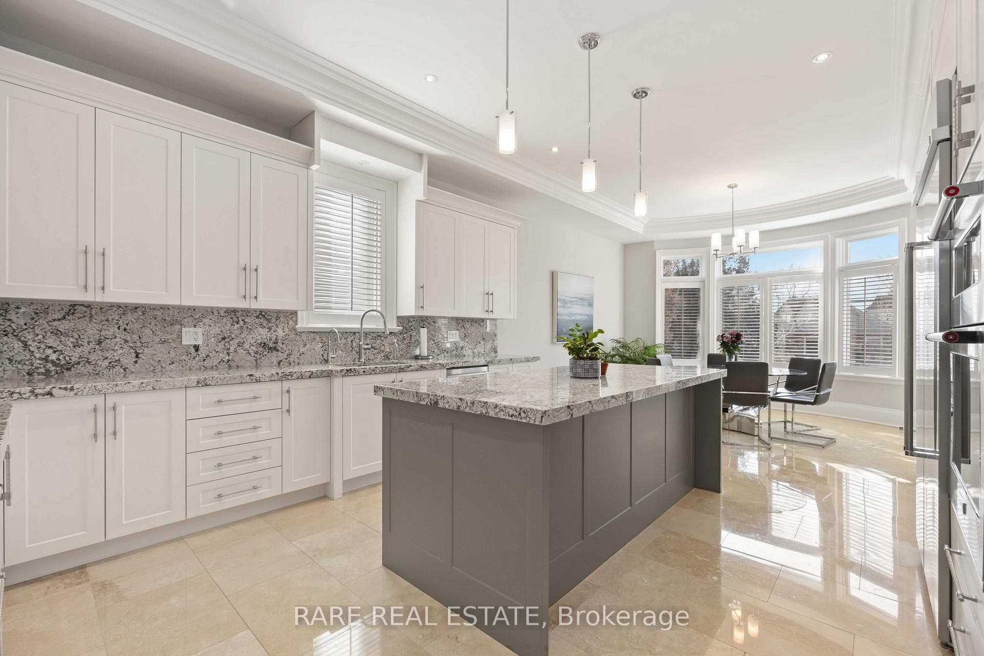 123 Dunblaine Avenue photo 10