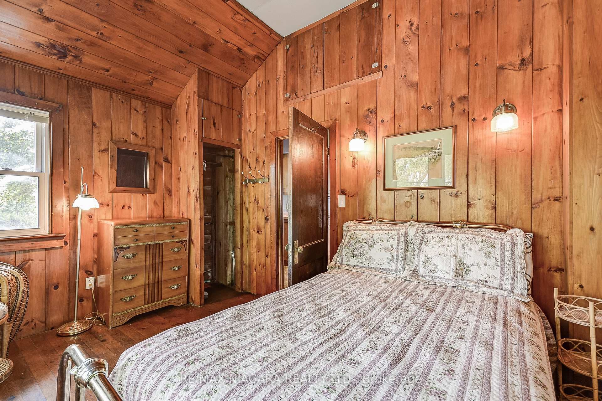 13167 Lakeshore Road photo 27