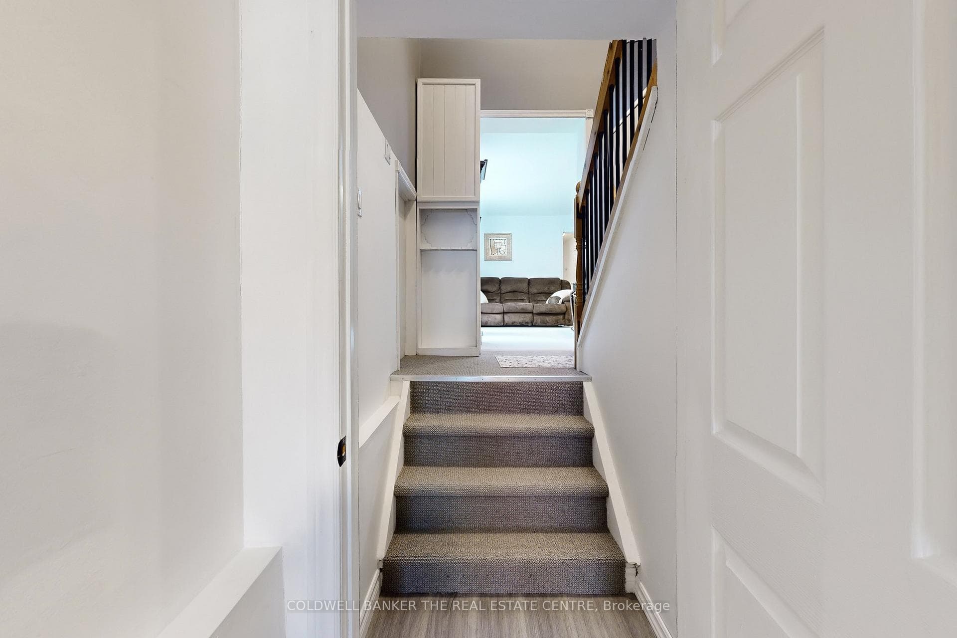8352 Main Lisle Street photo 29