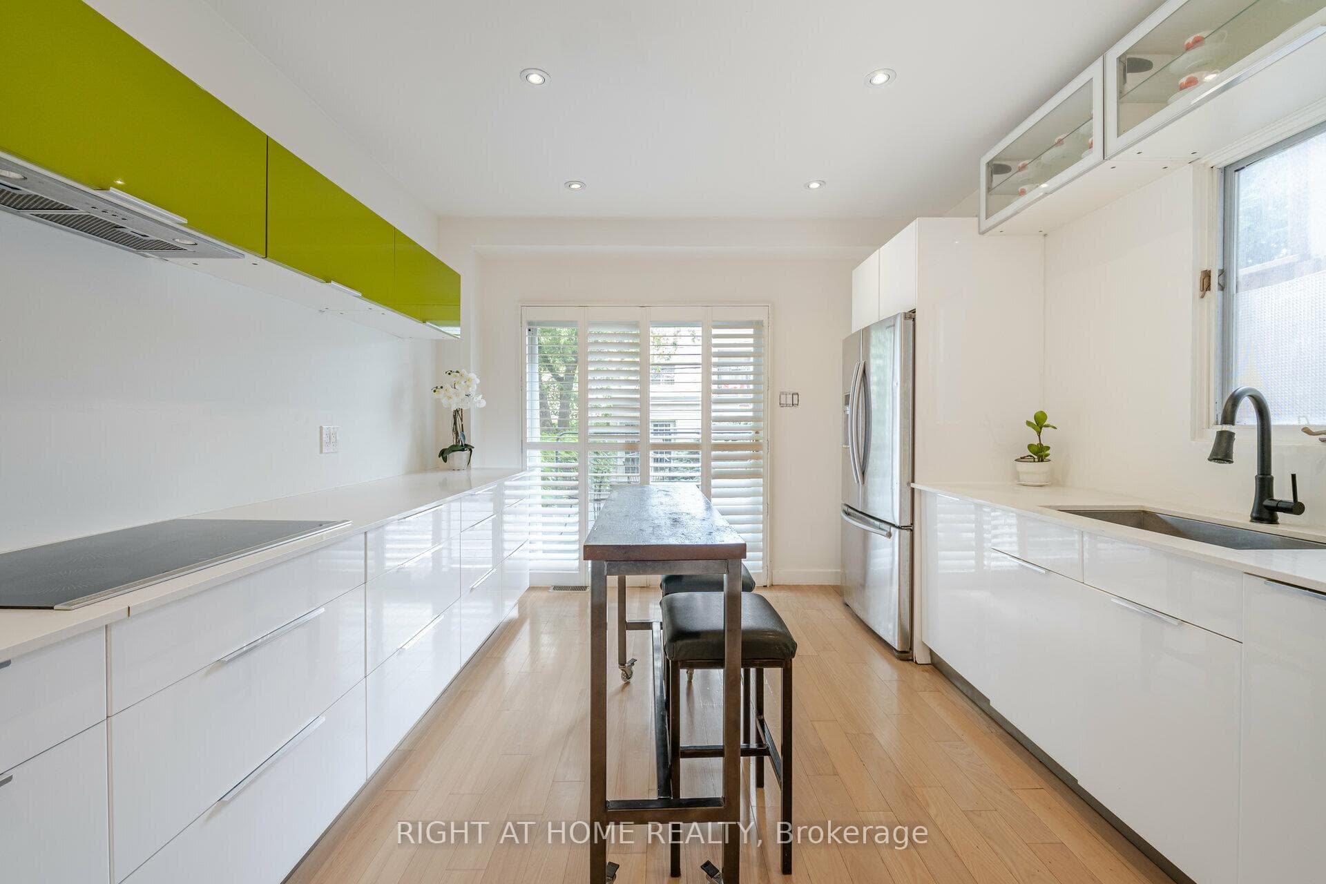 265 Berkeley Street photo 7
