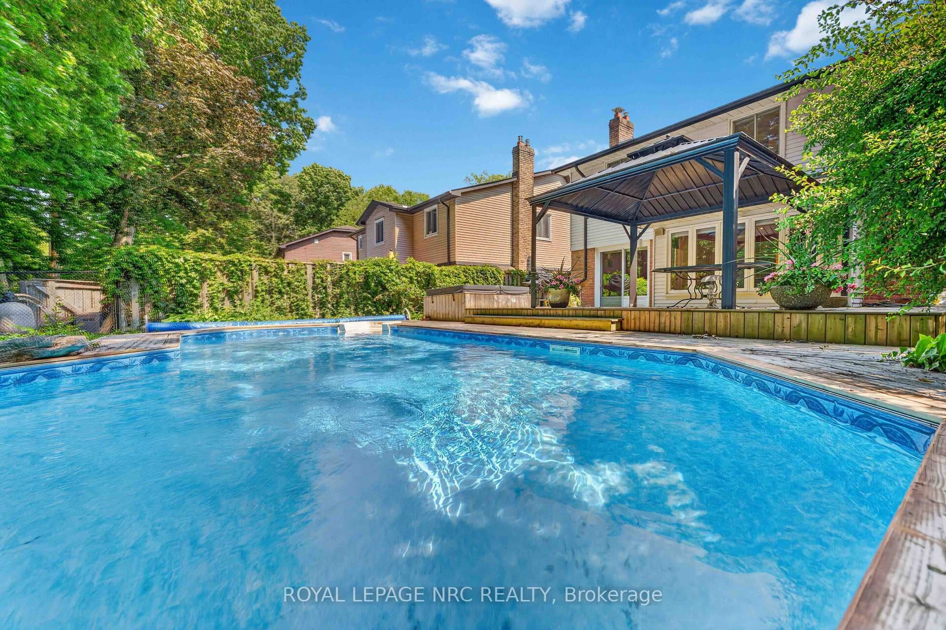 51 Forestview Drive photo 35