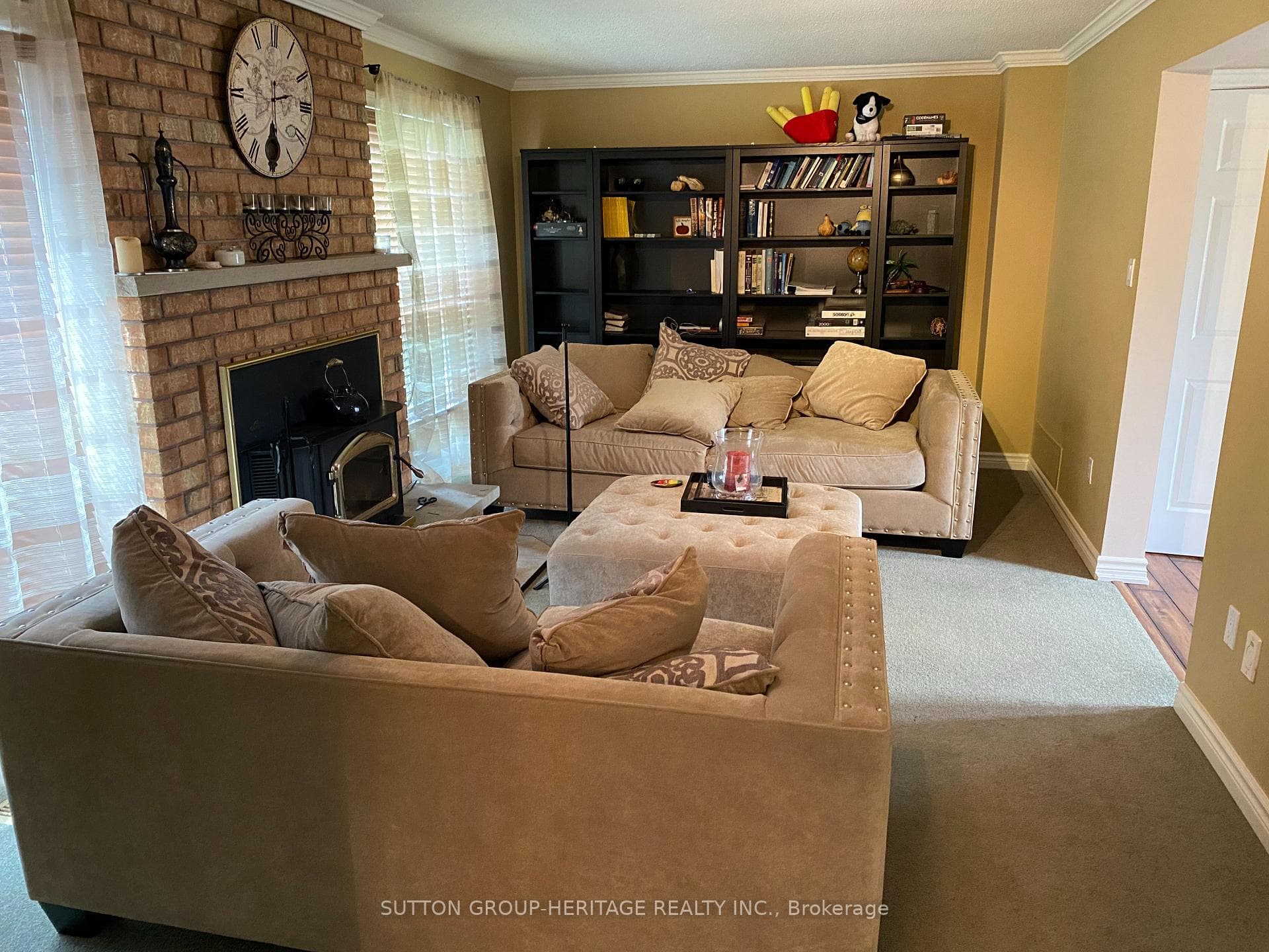 14 Stouffer Street photo 9