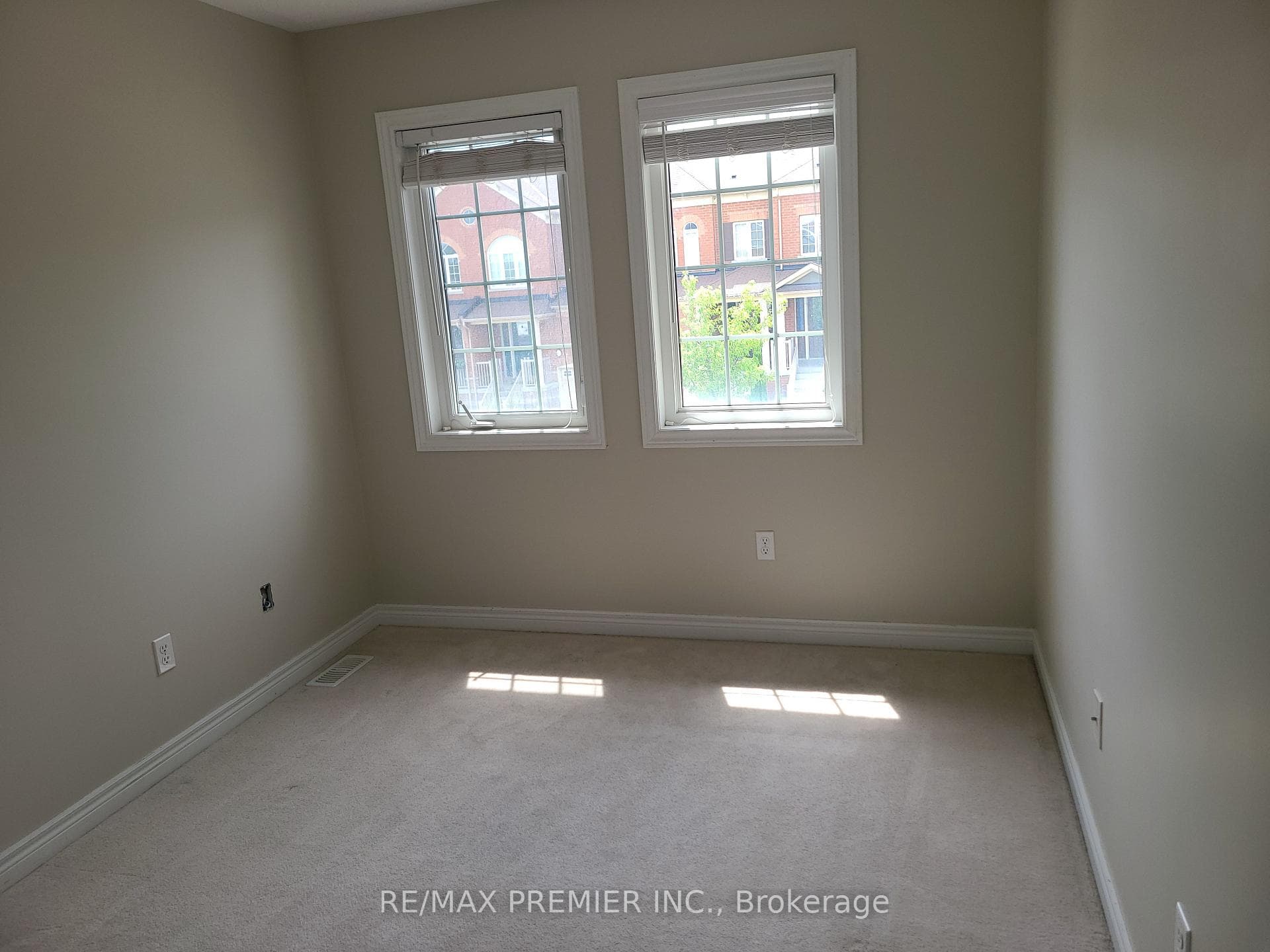 108 McCann Crescent photo 19