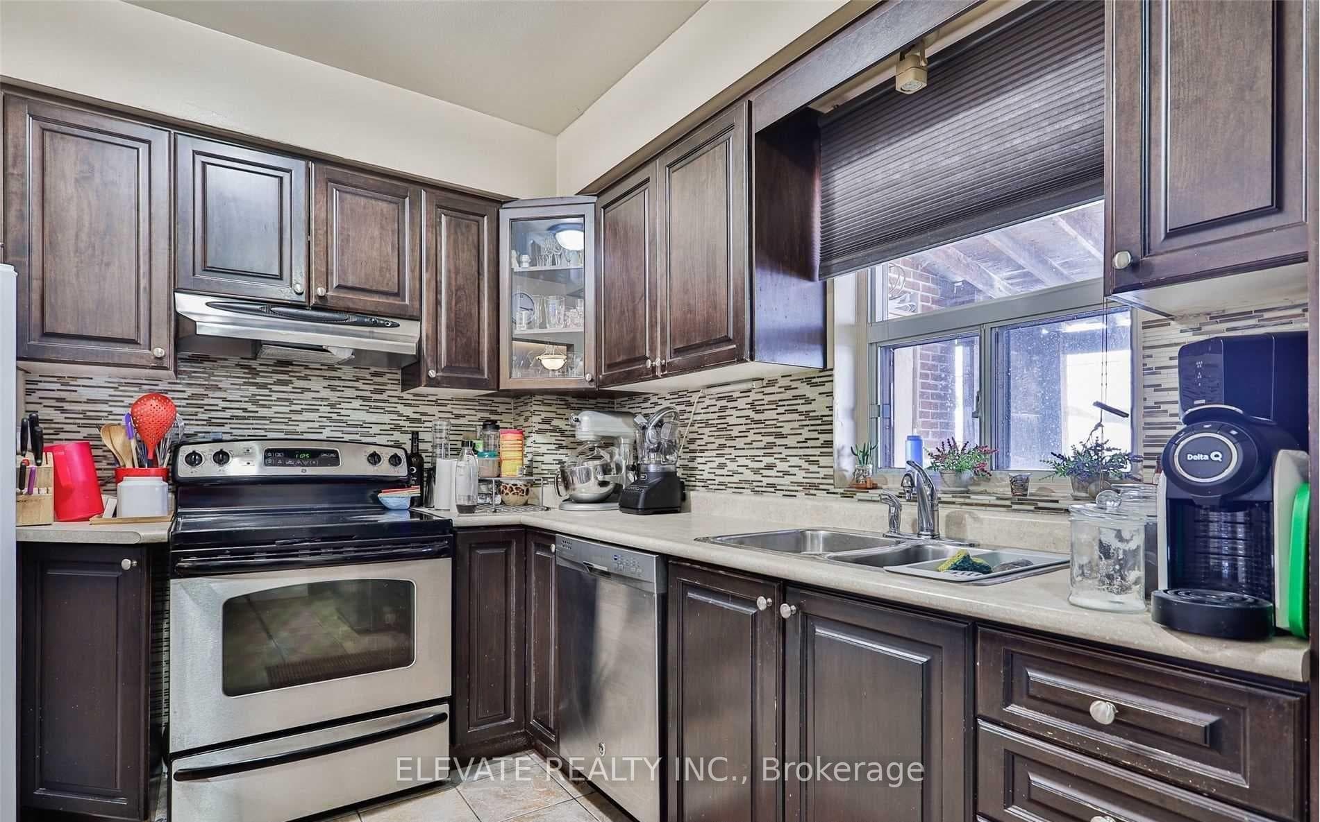 518 Whitmore Avenue photo 11