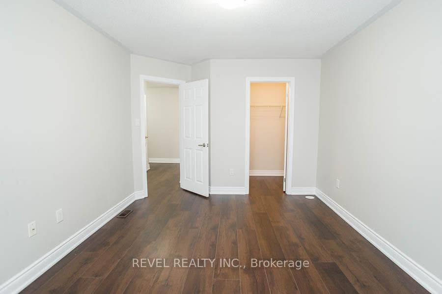 2435 Greenwich Drive Unit 11 photo 11