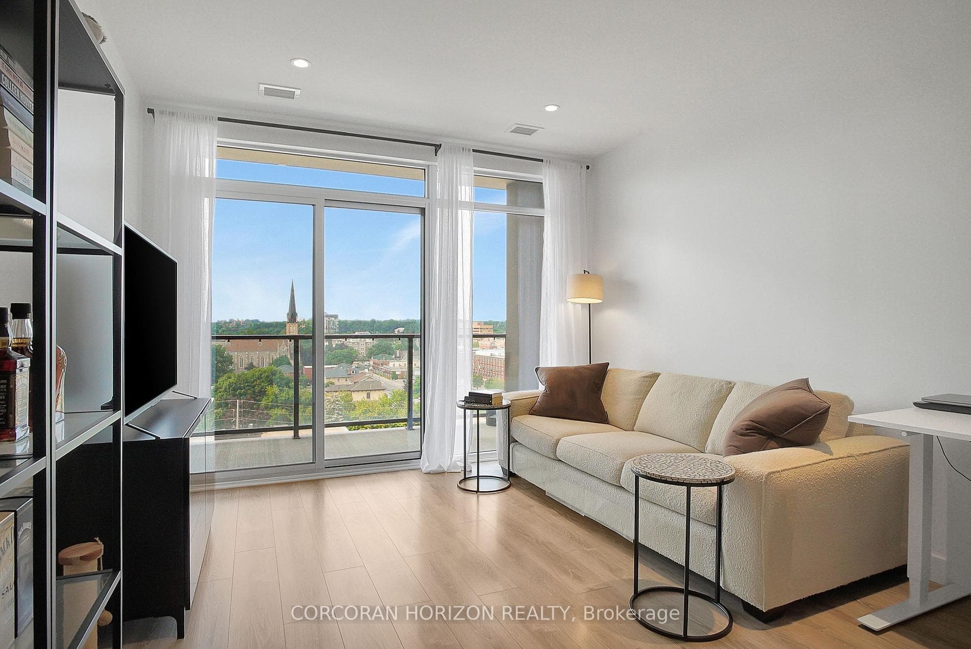 50 Grand Avenue Unit 807 photo 1