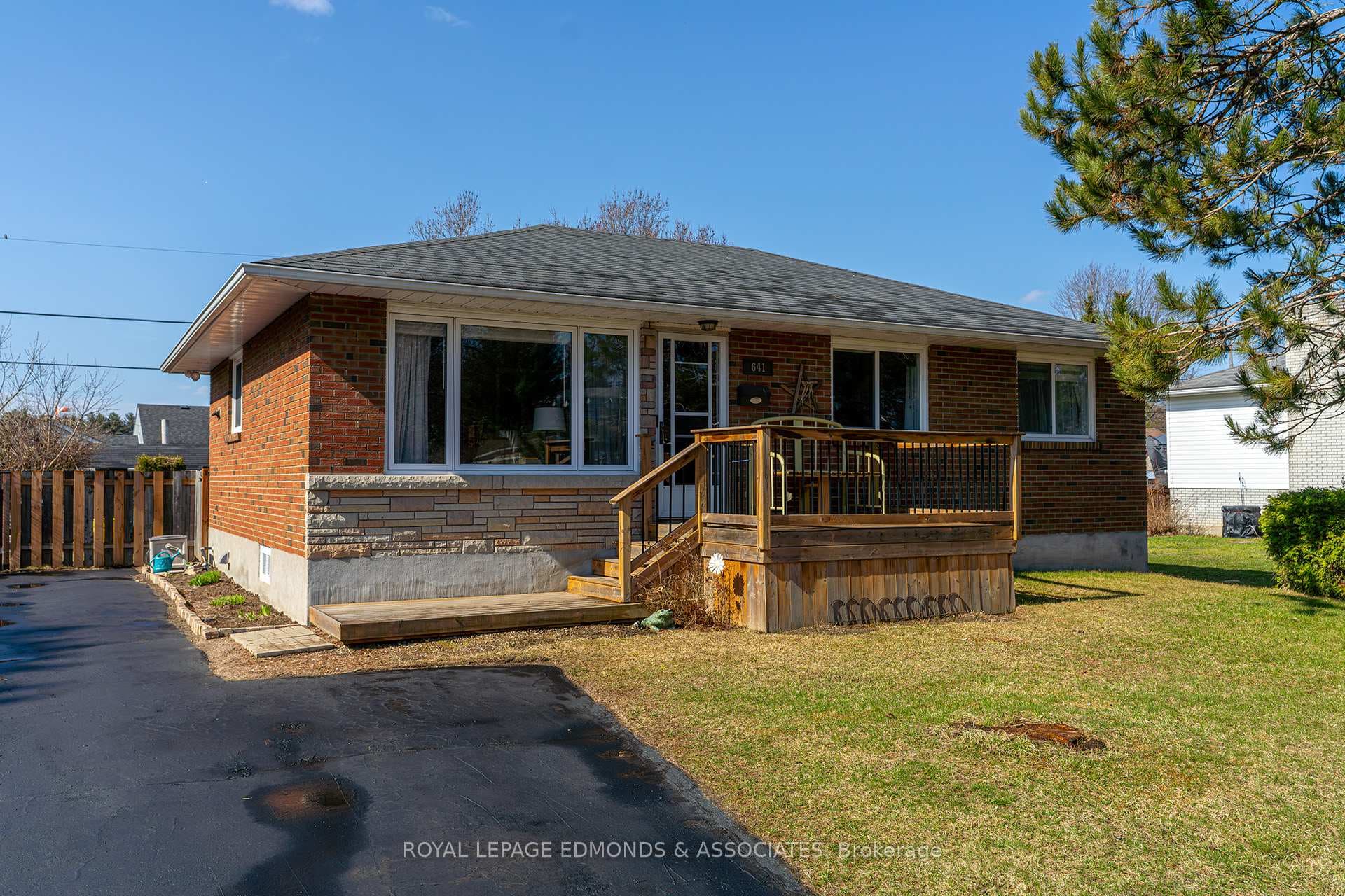 641 Pine Street photo 1