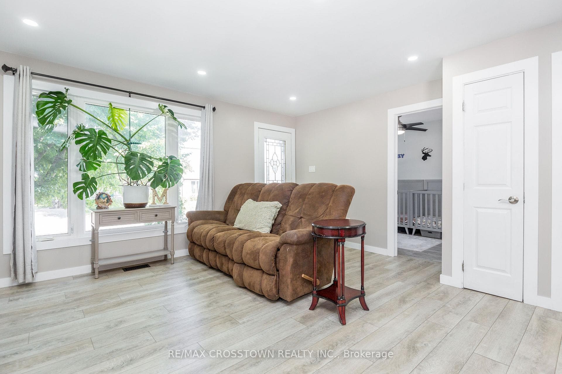 281 Elizabeth Street photo 6
