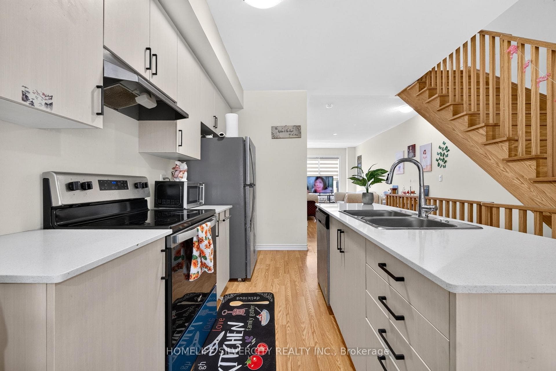 771 Eddystone Path photo 14