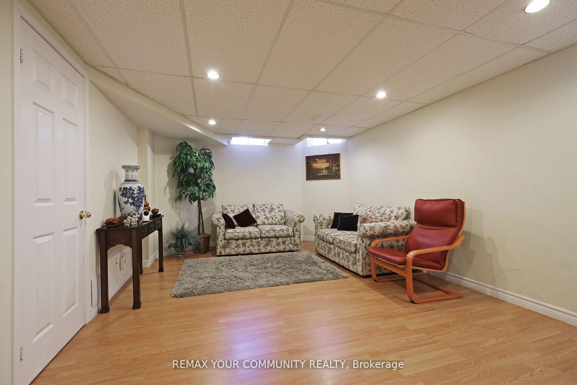 30 Trout Lily Avenue photo 29