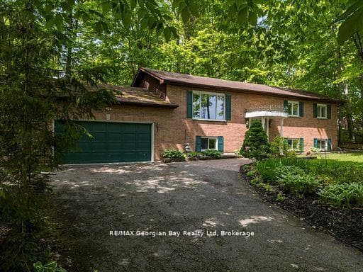 31 Lakeview Crescent photo 4