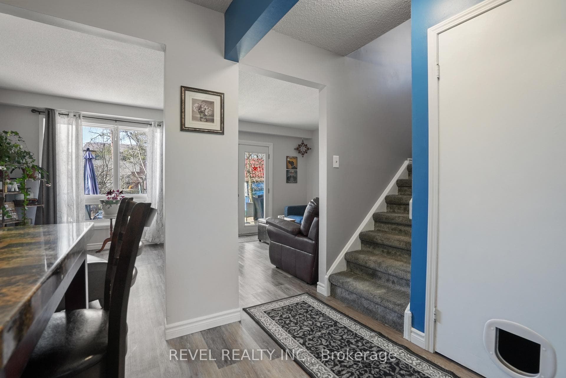 79 Chaucer Crescent photo 8