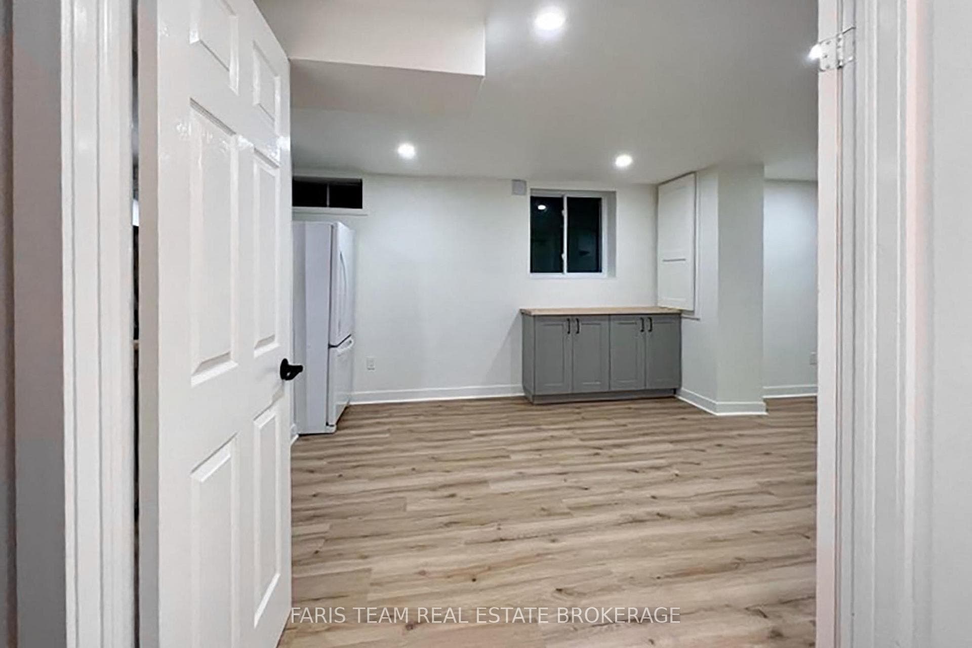 21 Maplehurst Crescent photo 25