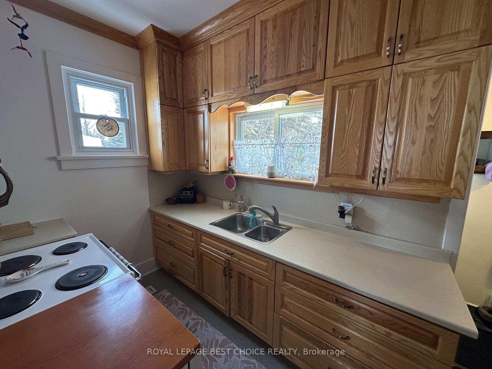 127 Farah Avenue photo 11