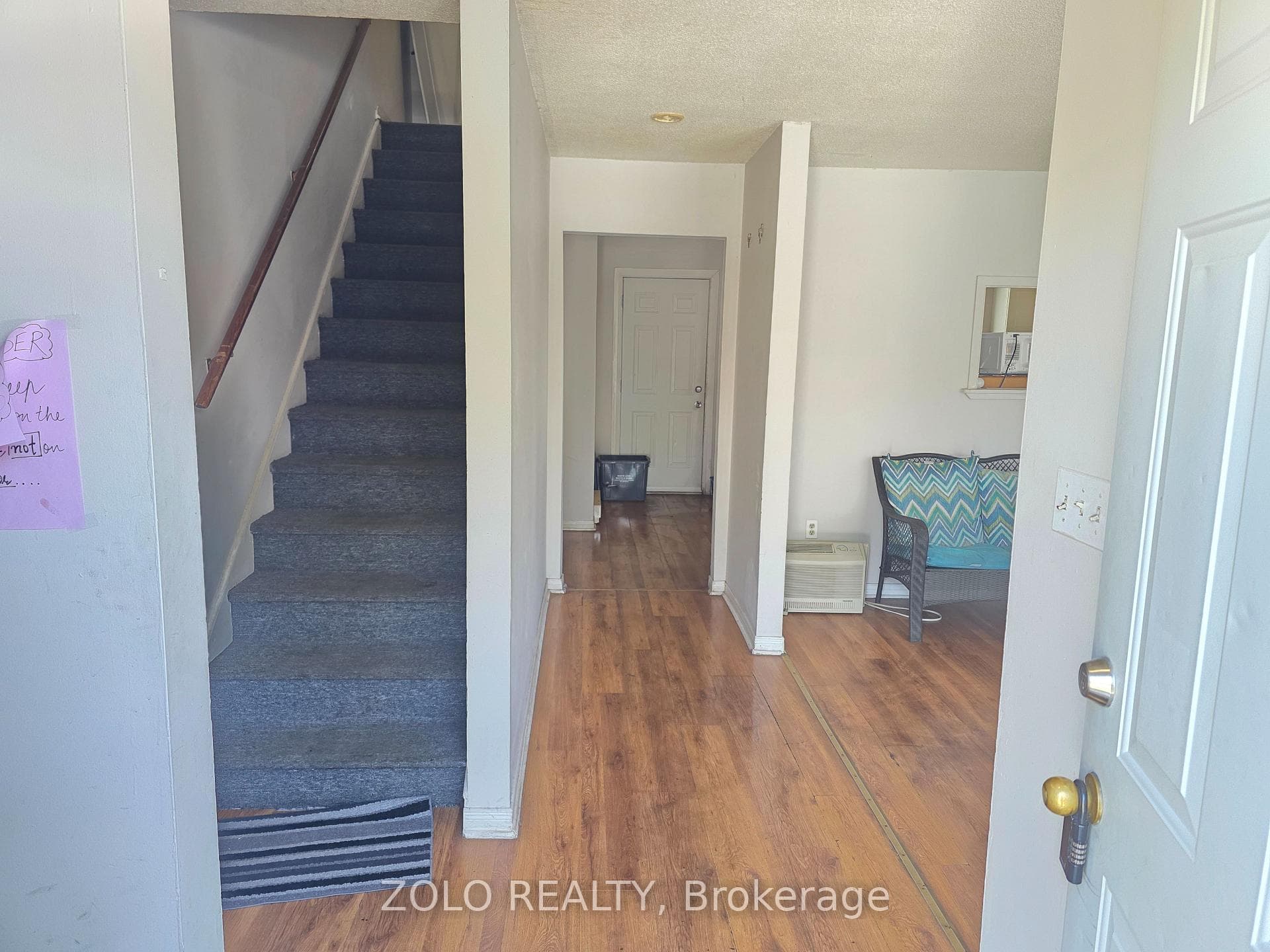 90 Rosemund Crescent Unit 35 photo 3