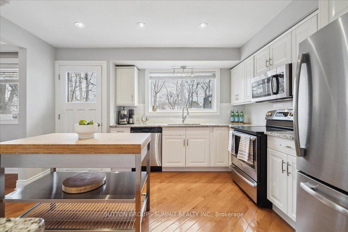 319 Erindale Drive photo 15