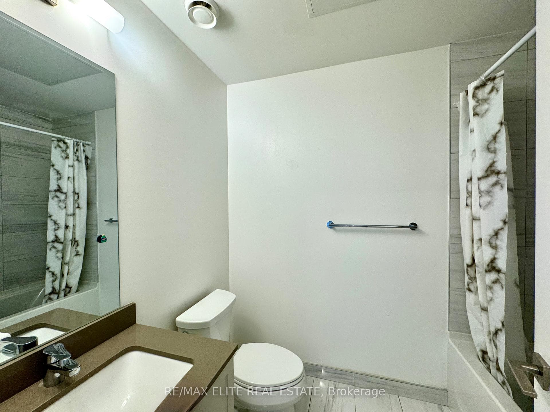 268 Buchanan Drive Unit 915W photo 12