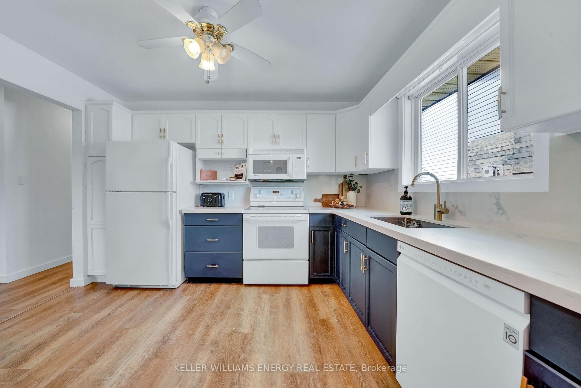 Large kitchen