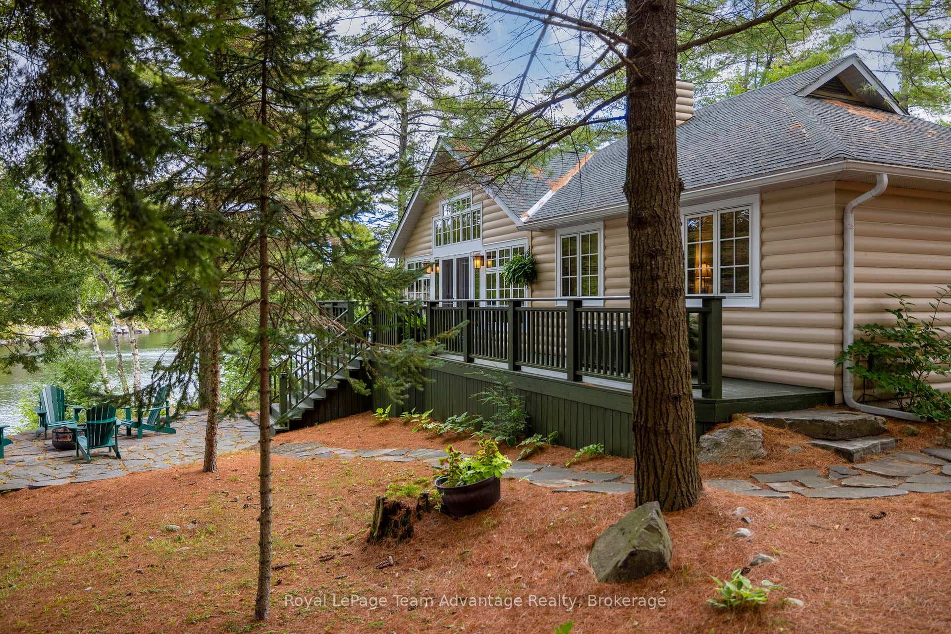 Welcome to: 5 Fallingview Trail - Otter Lake