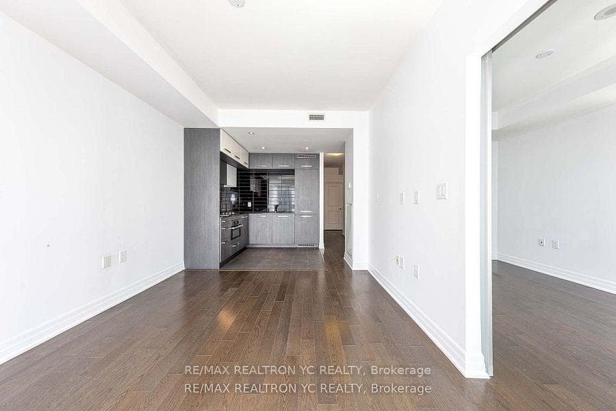 8 The Esplanade N/A Unit 3312 photo 9