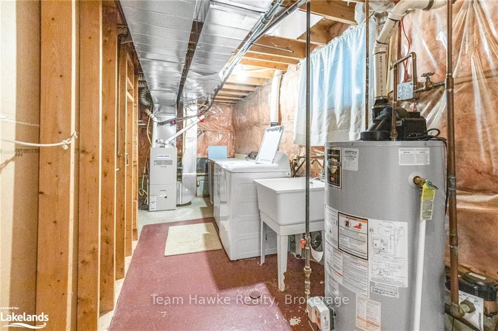 818 BIRCHWOOD Drive photo 23