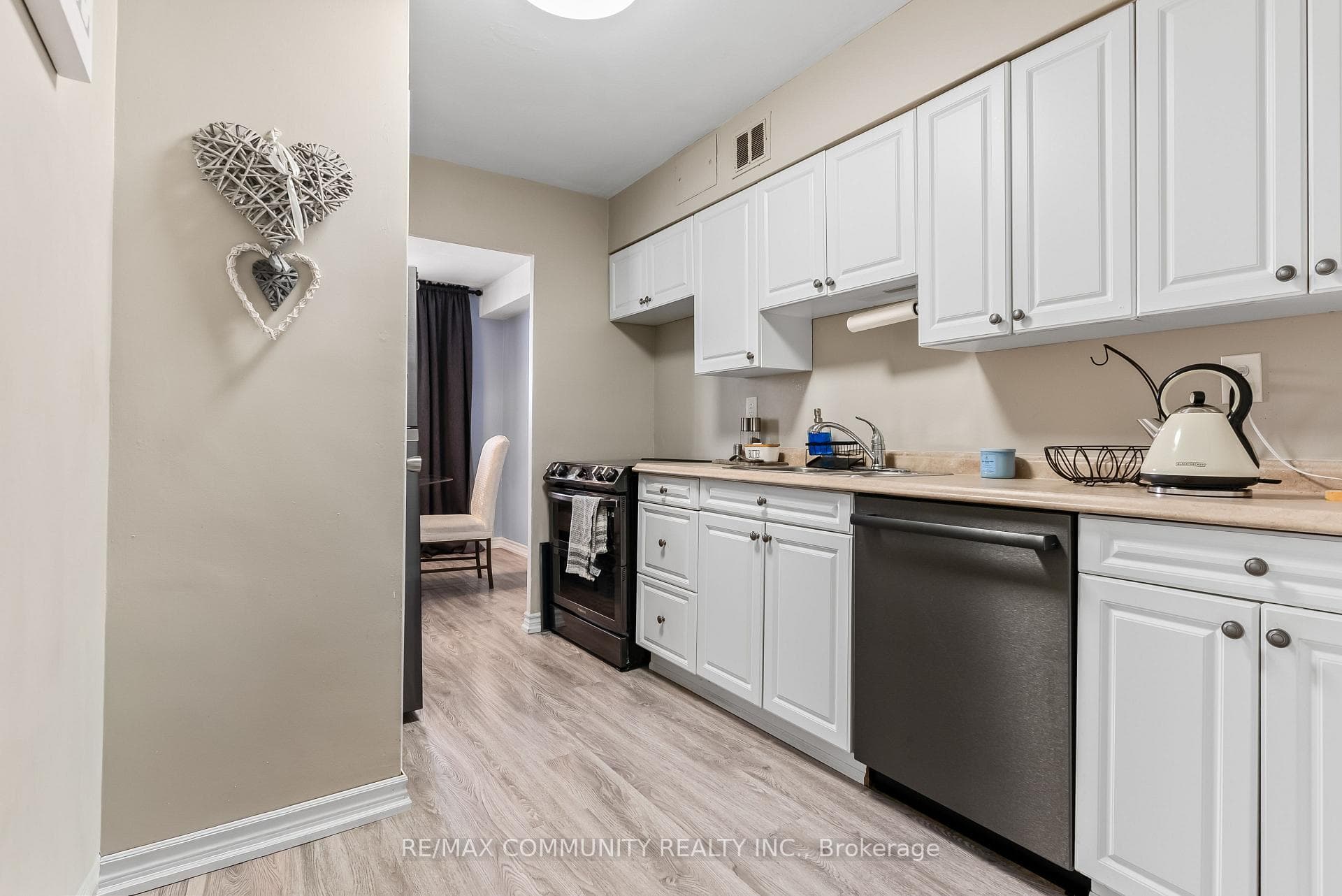 1350 York Mills Road Unit 507 photo 9