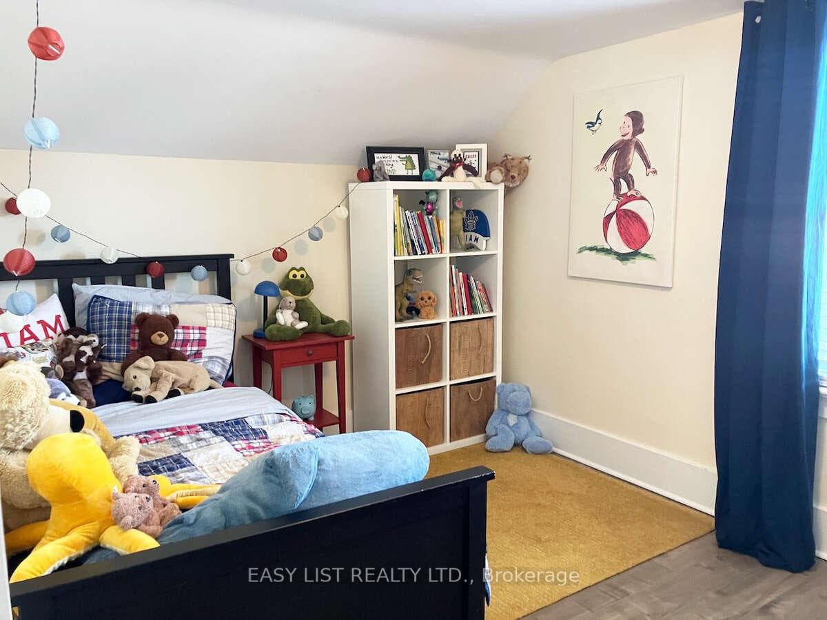 433 Davis Street photo 42