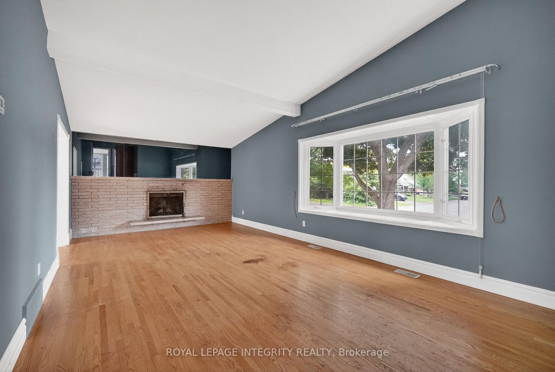 46 St Remy Drive photo 14